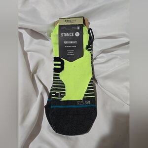 NWT Stance Performance Feel 360 Ultralight Cushion Tab Height Ankle Arch Socks